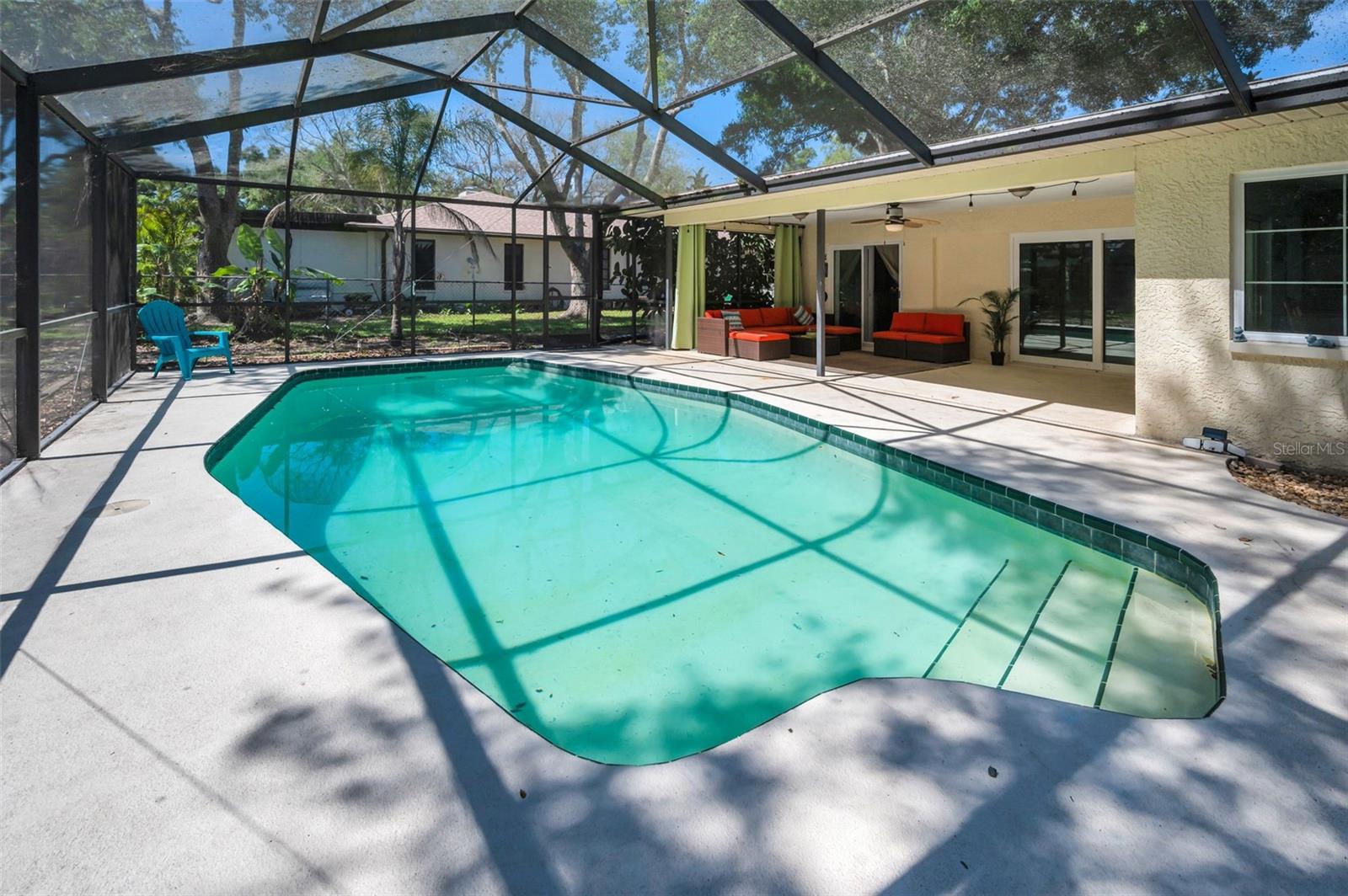 WESTLAKE VILLAGE - Residential