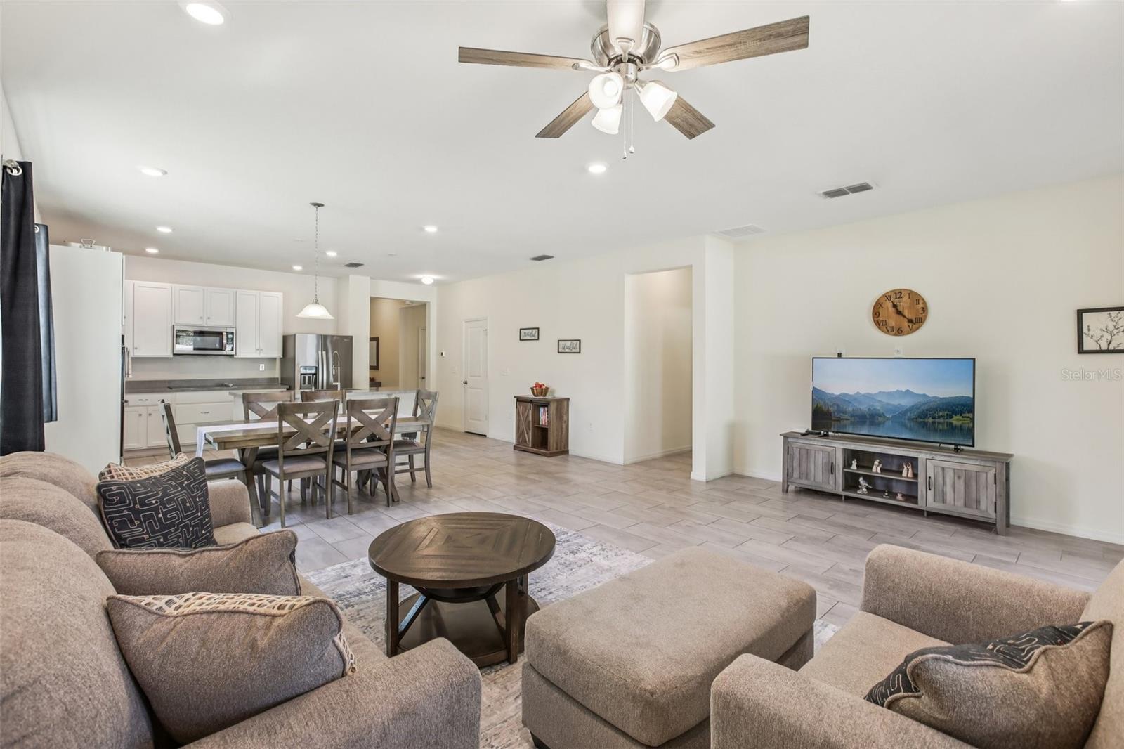 CAYDEN RESERVE - Residential