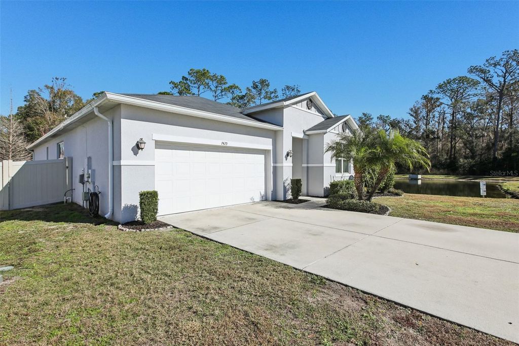 Photo of 7429 Ibis Drive, Lakeland, FL 33810 (MLS # TB8464443)