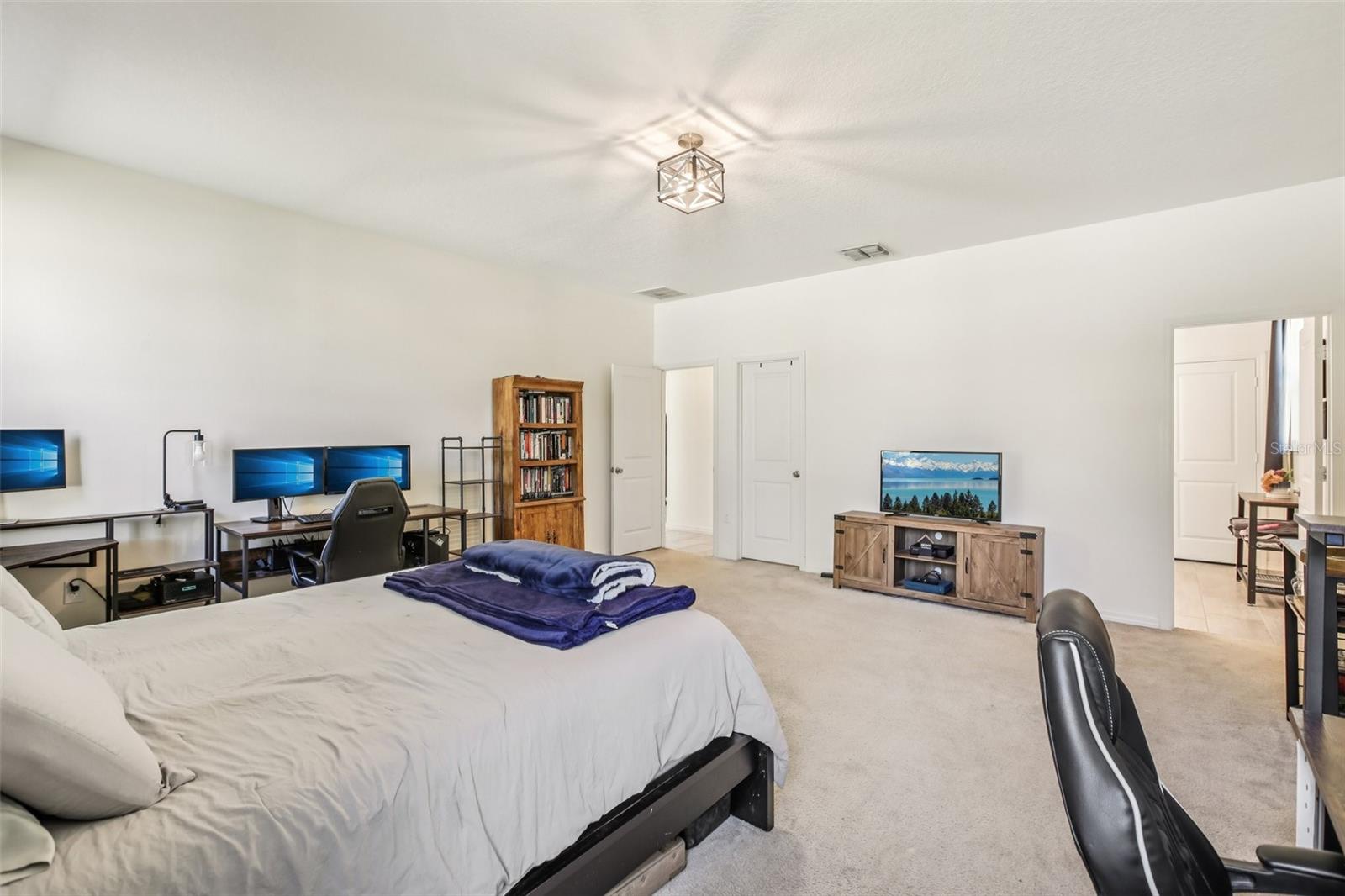 CAYDEN RESERVE - Residential