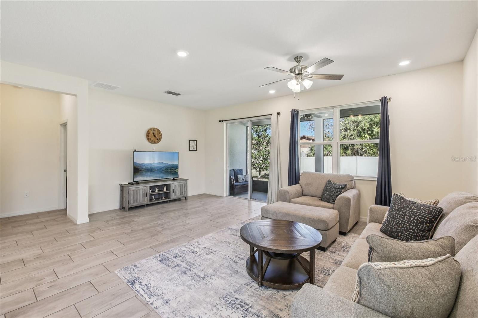 CAYDEN RESERVE - Residential