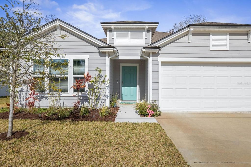 Photo of 11 Pittson Lane, Palm Coast, FL 32164 (MLS # FC315385)