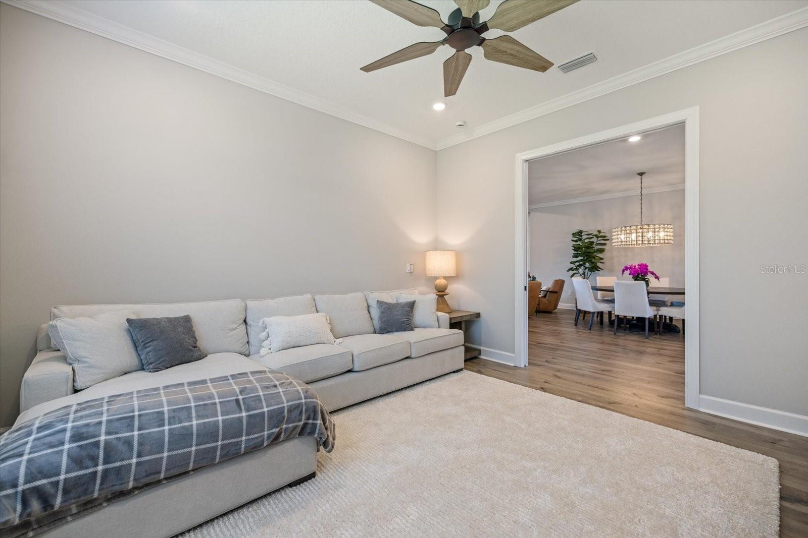 AZARIO ESPLANADE PH V - Residential