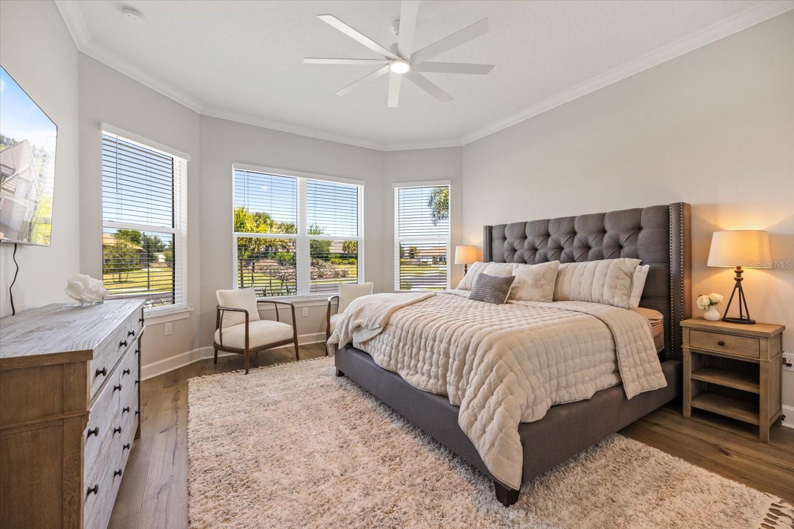 AZARIO ESPLANADE PH V - Residential