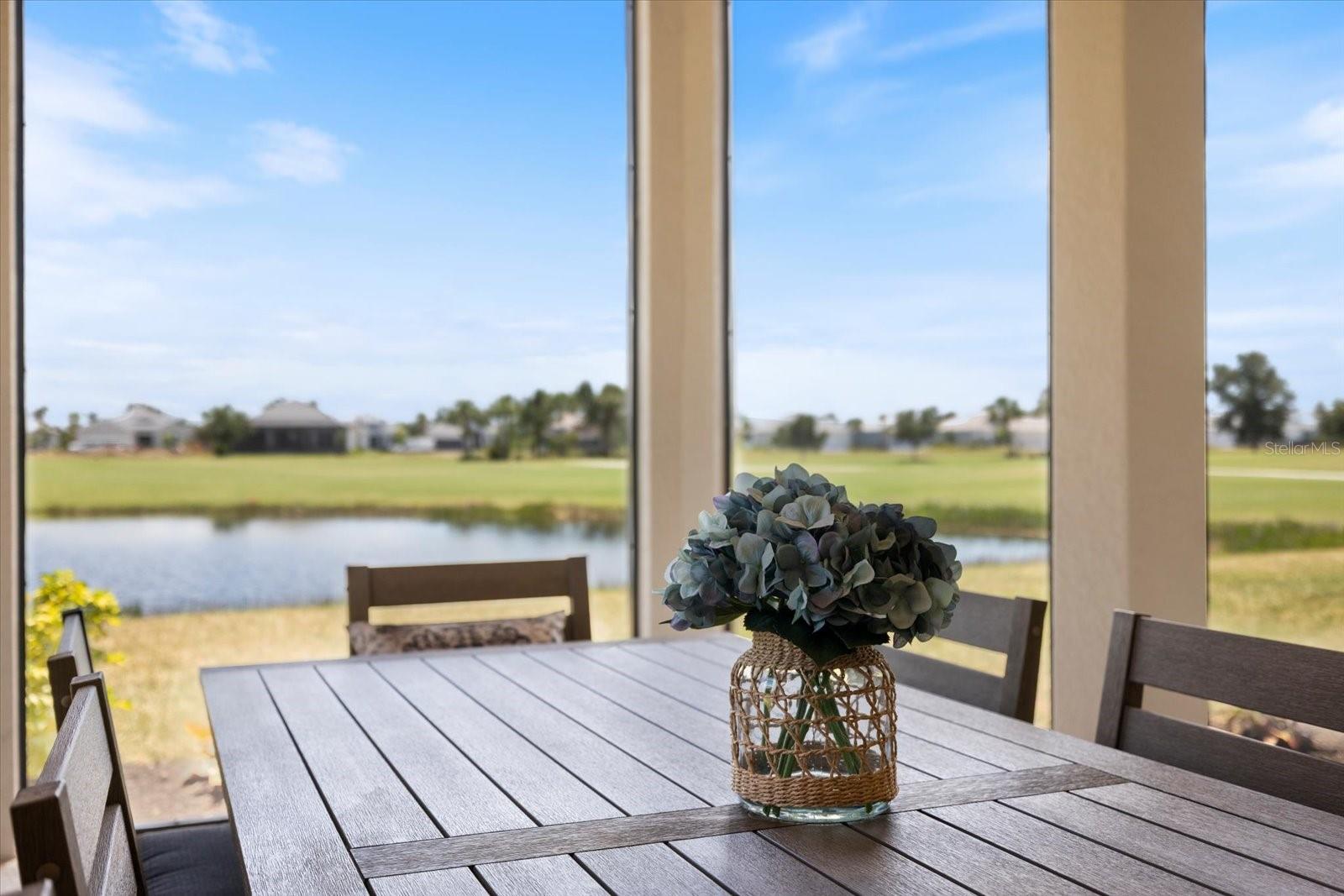 AZARIO ESPLANADE PH V - Residential