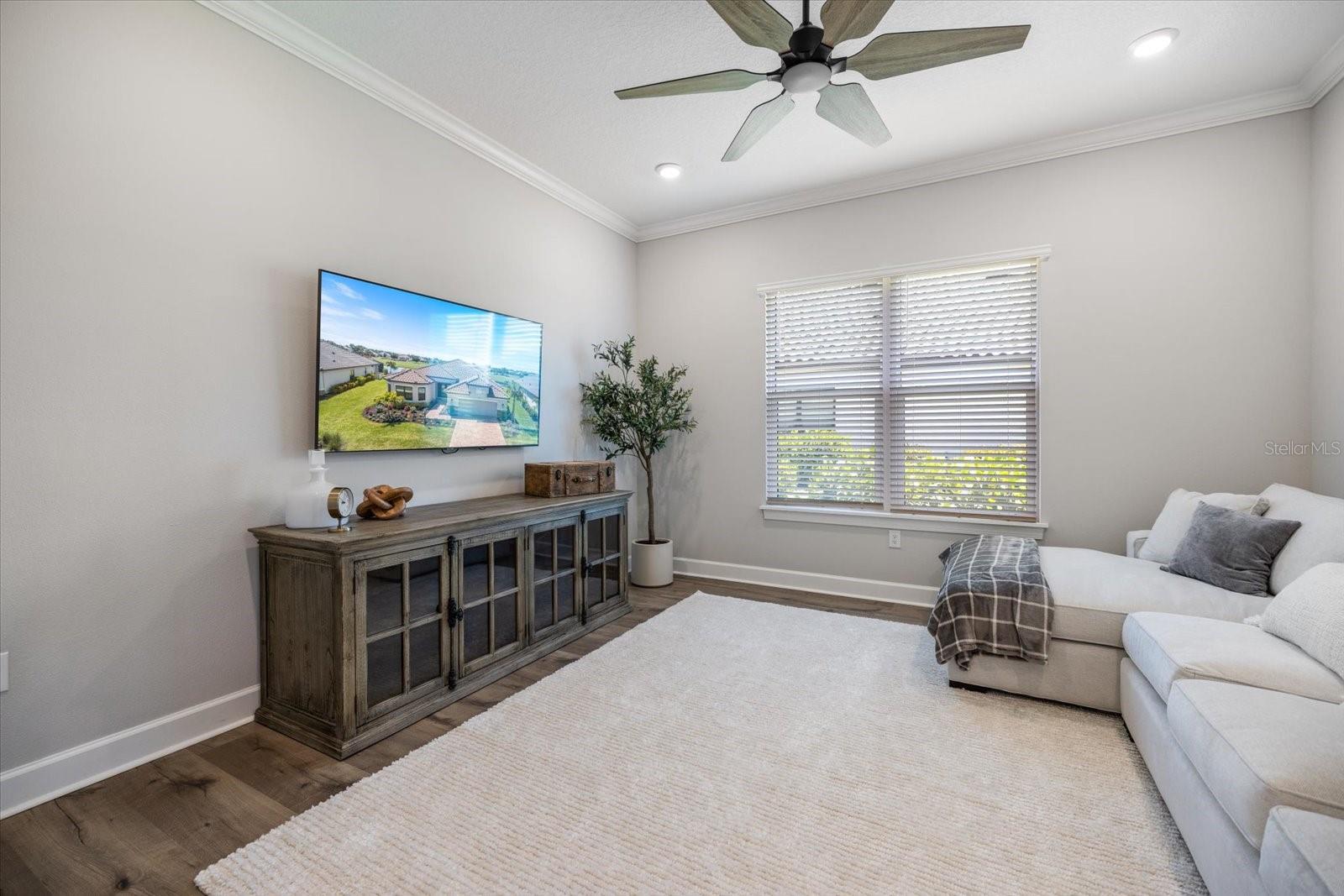 AZARIO ESPLANADE PH V - Residential