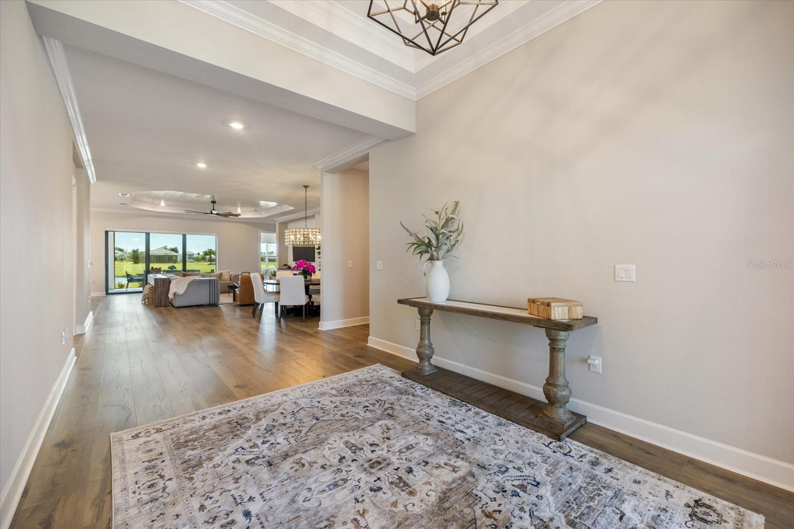 AZARIO ESPLANADE PH V - Residential