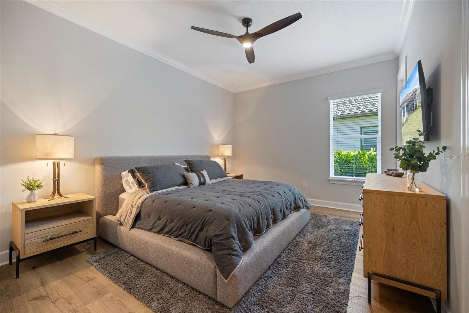 AZARIO ESPLANADE PH V - Residential