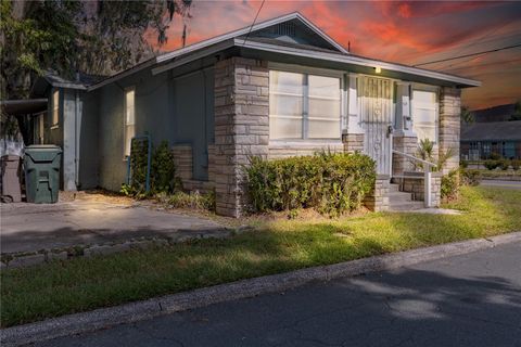 Single Family Residence in LAKELAND FL 501 WHITEHURST STREET.jpg