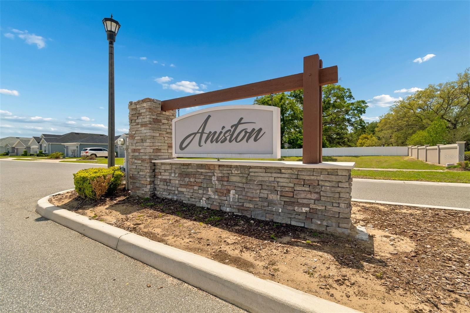 ANISTON - Residential