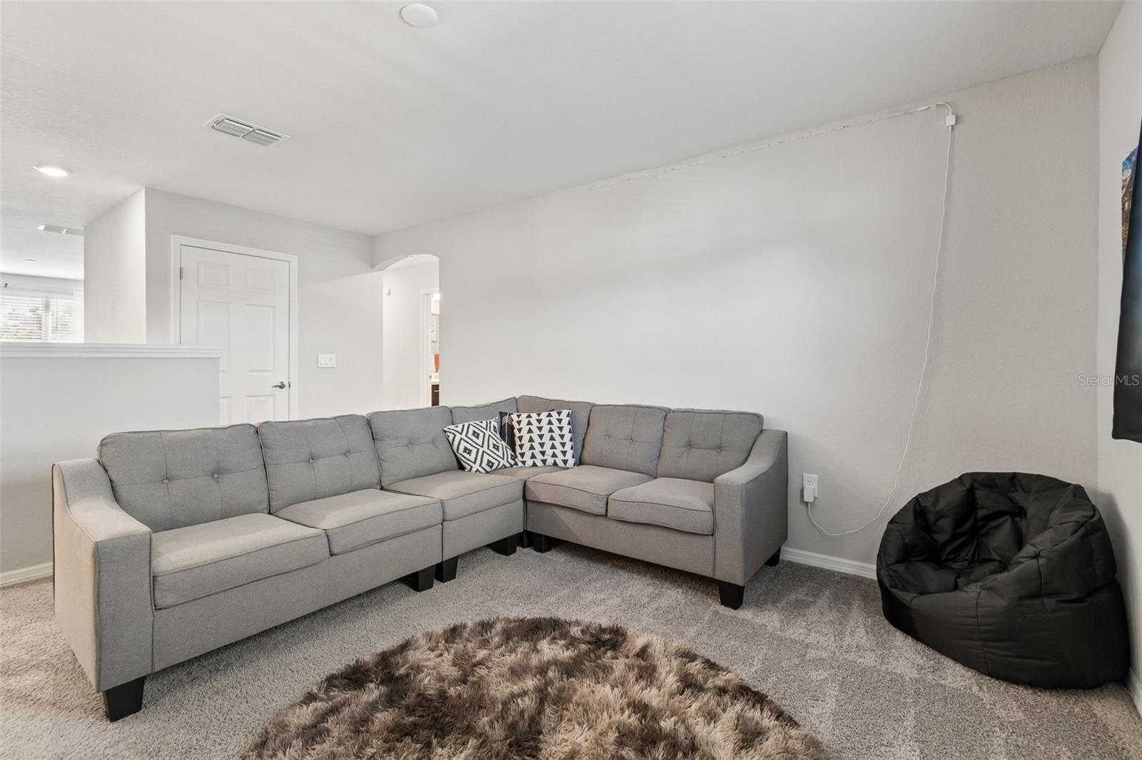ANISTON - Residential