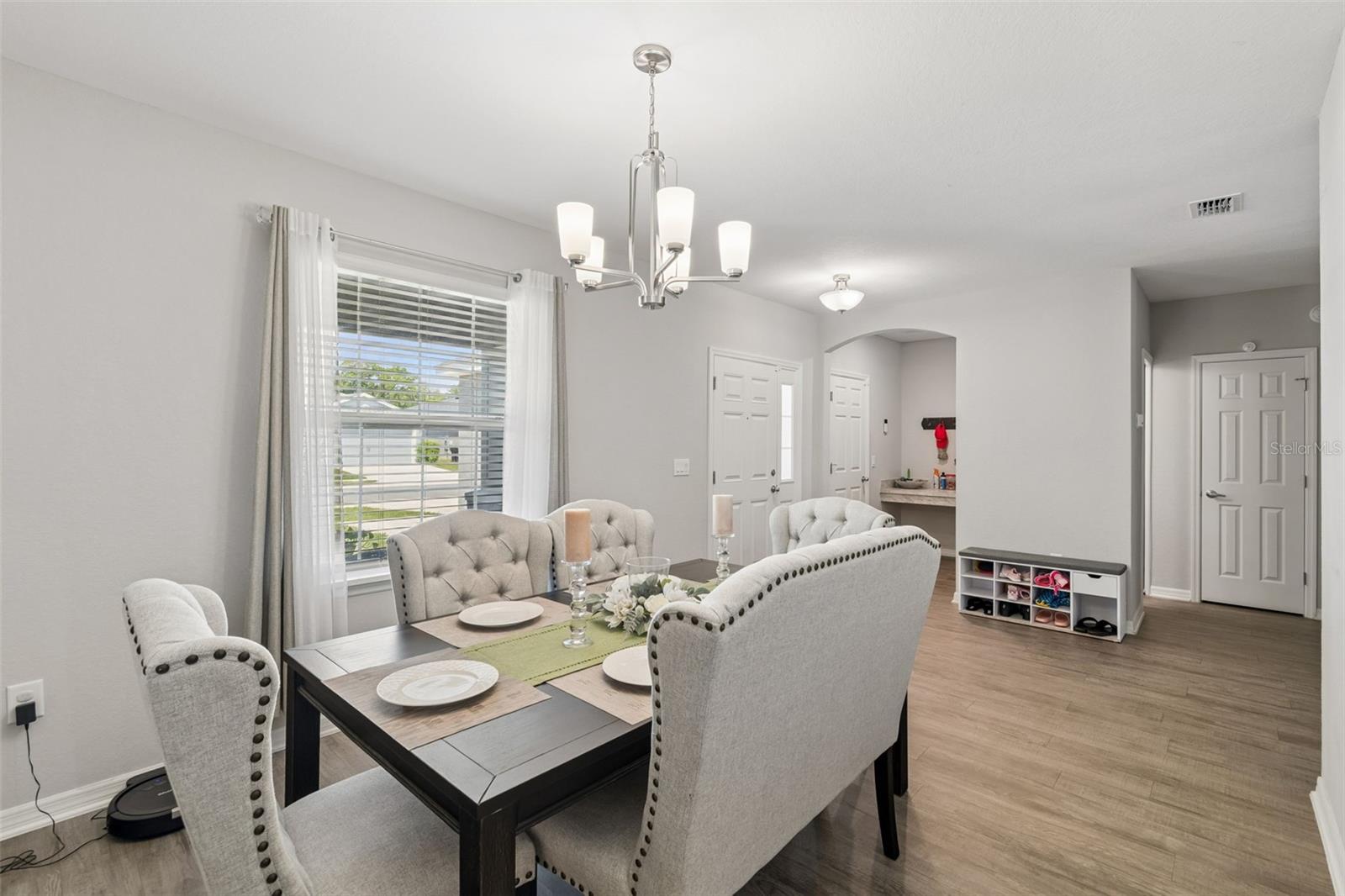 ANISTON - Residential