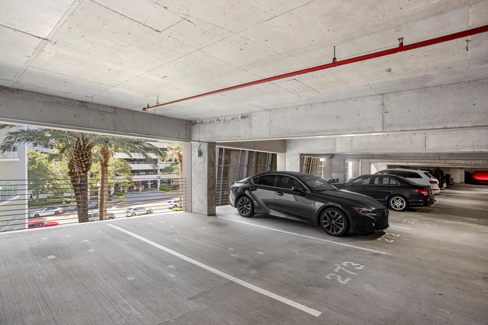 SIGNATURE PLACE CONDO - Residential