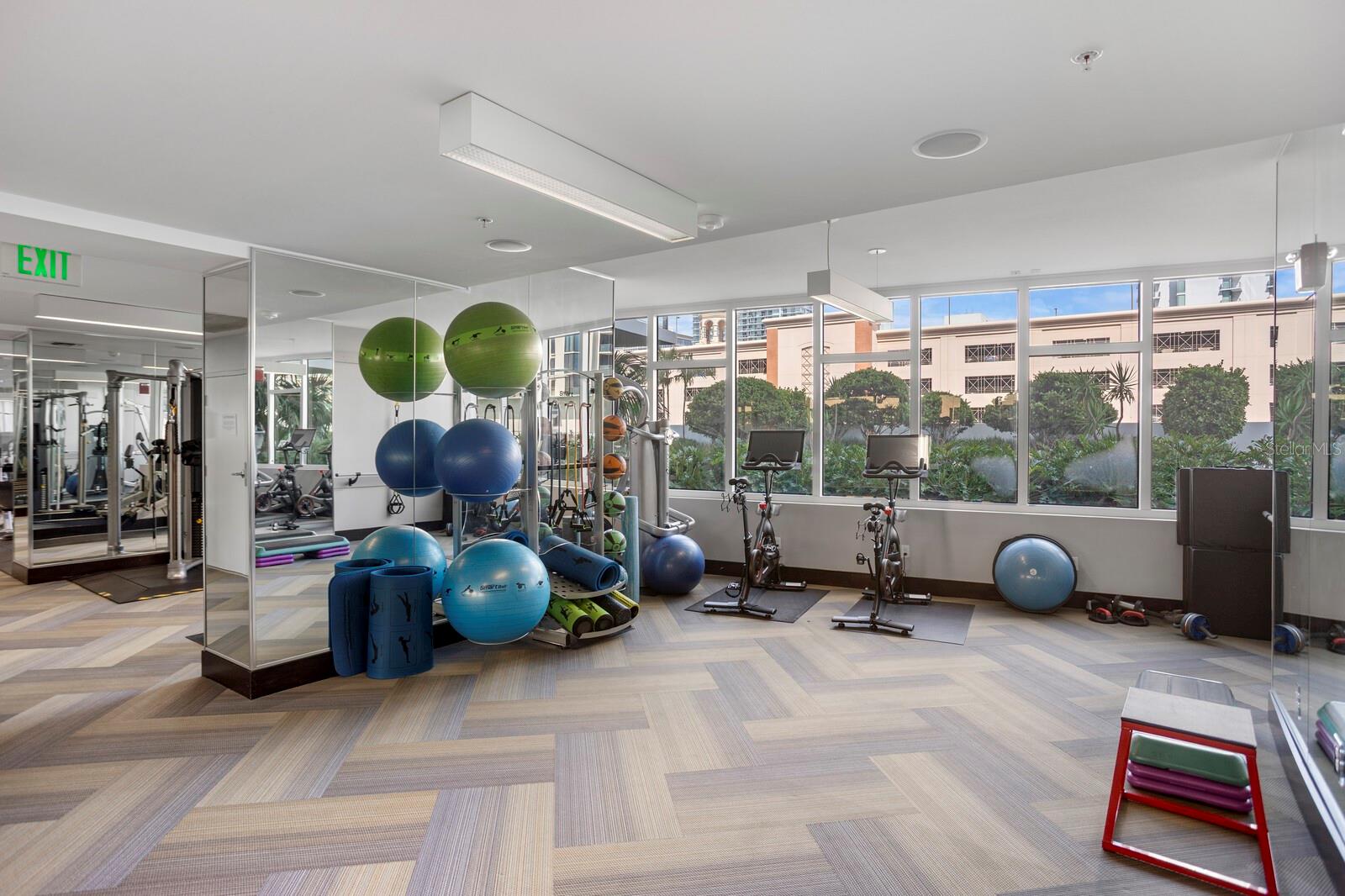 SIGNATURE PLACE CONDO - Residential