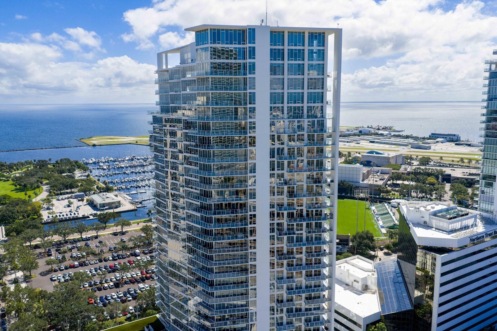 SIGNATURE PLACE CONDO - Residential