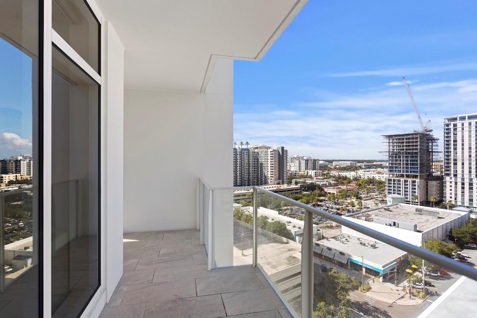 SIGNATURE PLACE CONDO - Residential