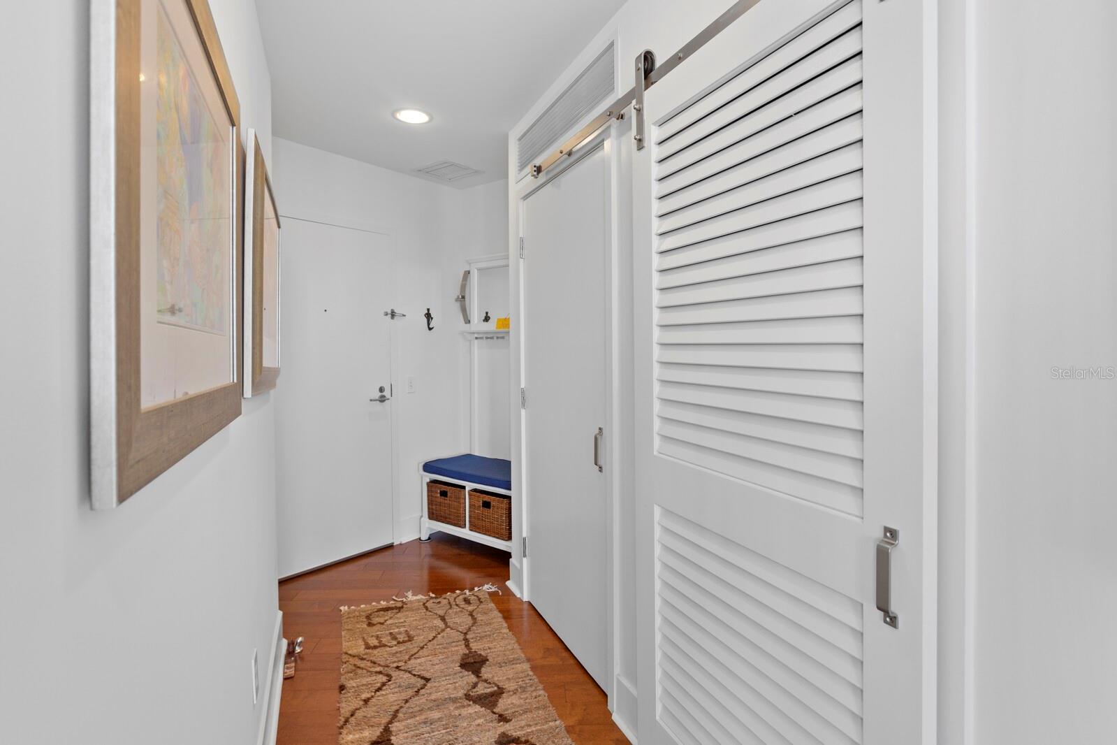 SIGNATURE PLACE CONDO - Residential
