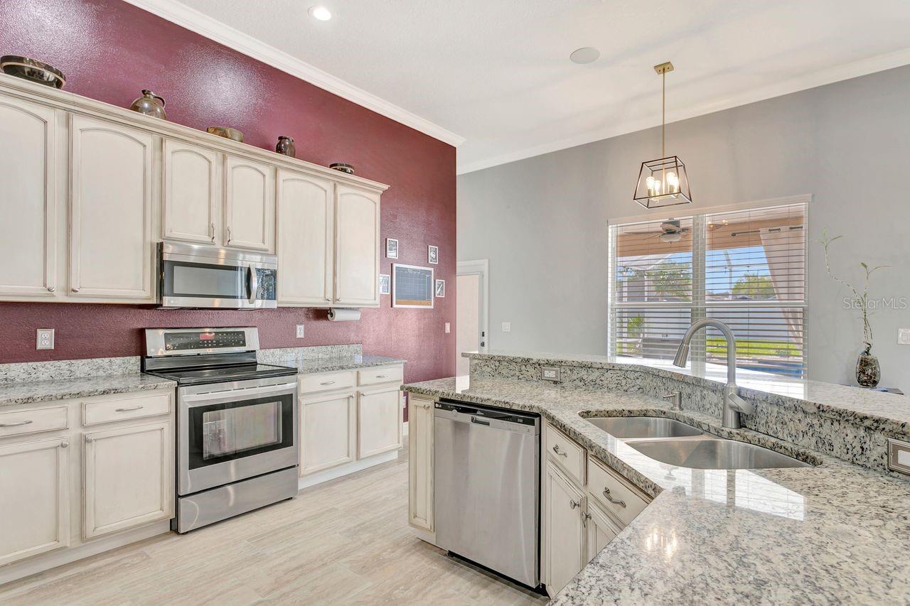 DUNCAN GROVES - Residential