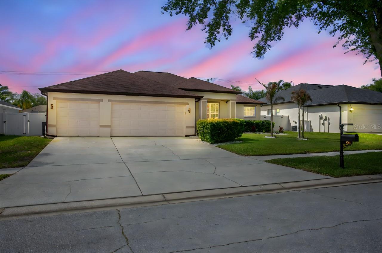 DUNCAN GROVES - Residential