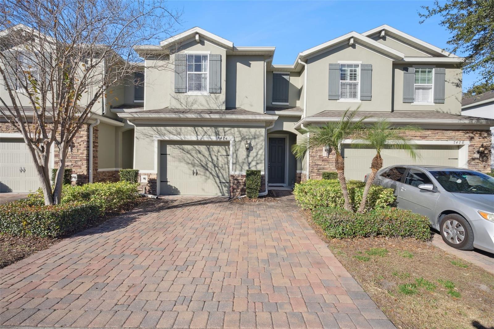 ALOMA TRAILS - Residential Lease