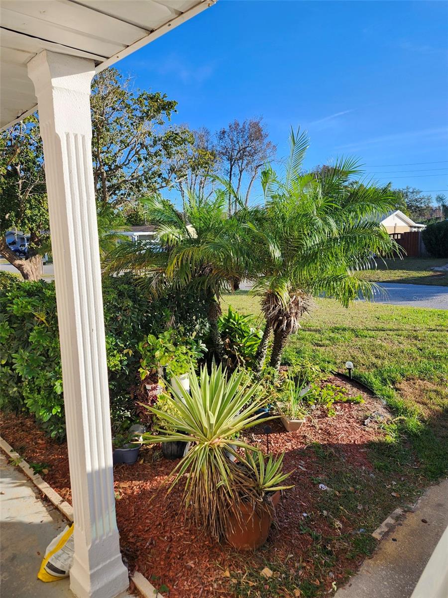 BEACON SQUARE - Residential Lease