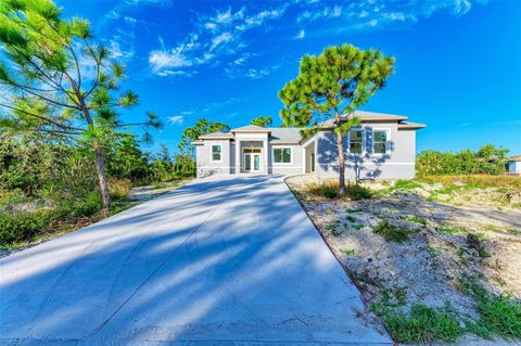 A home in PORT CHARLOTTE