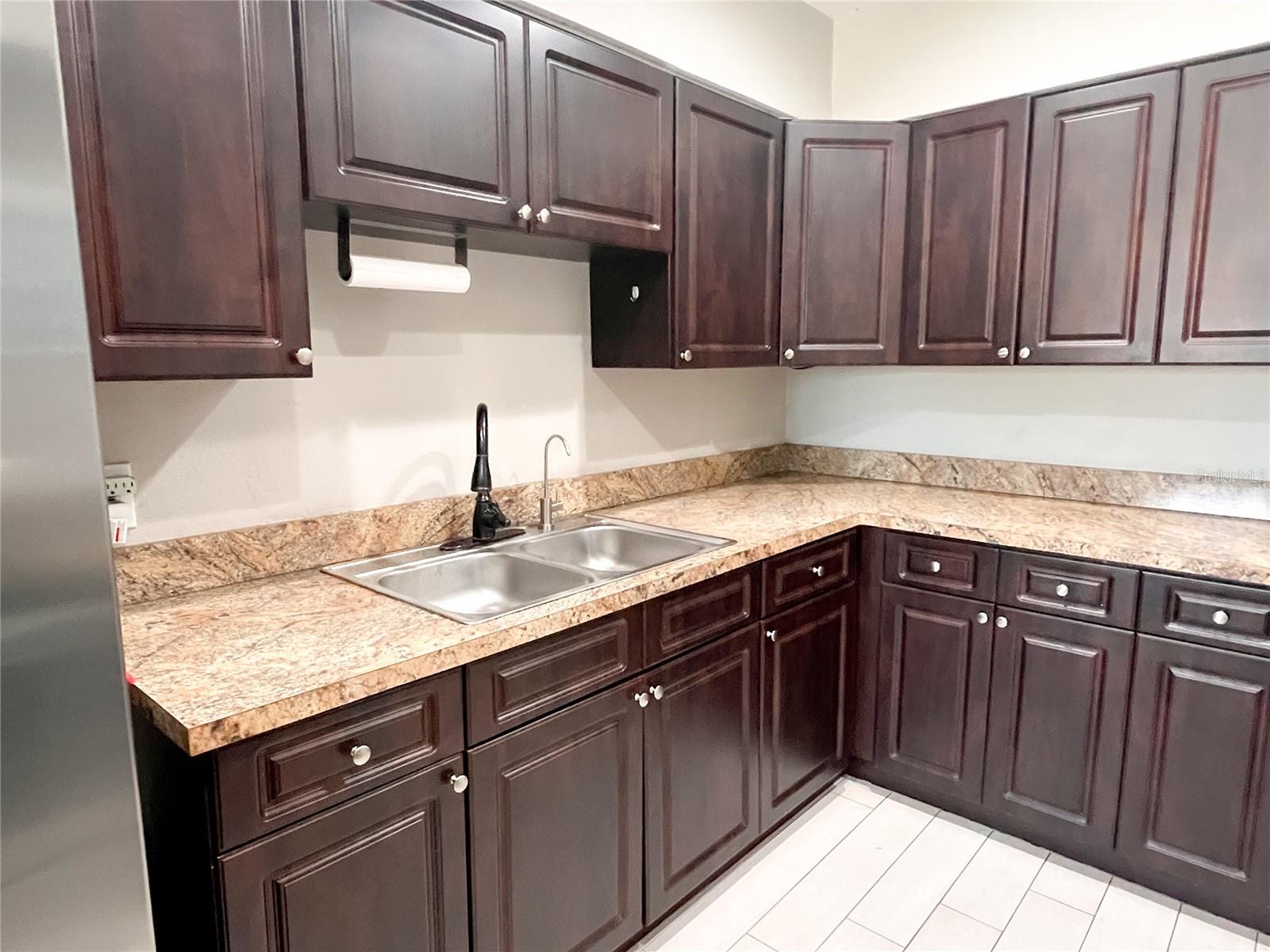 GROVE PARK ESTATES UNIT 7 - Residential