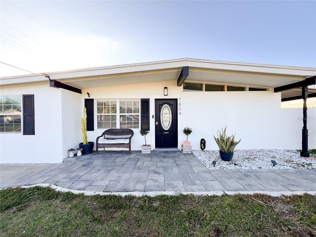 Photo of 7804 N Jamaica Street, Tampa, FL 33614 (MLS # O6369911)