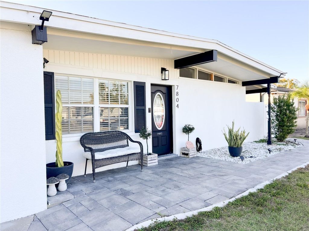 Photo of 7804 N Jamaica Street, Tampa, FL 33614 (MLS # O6369911)