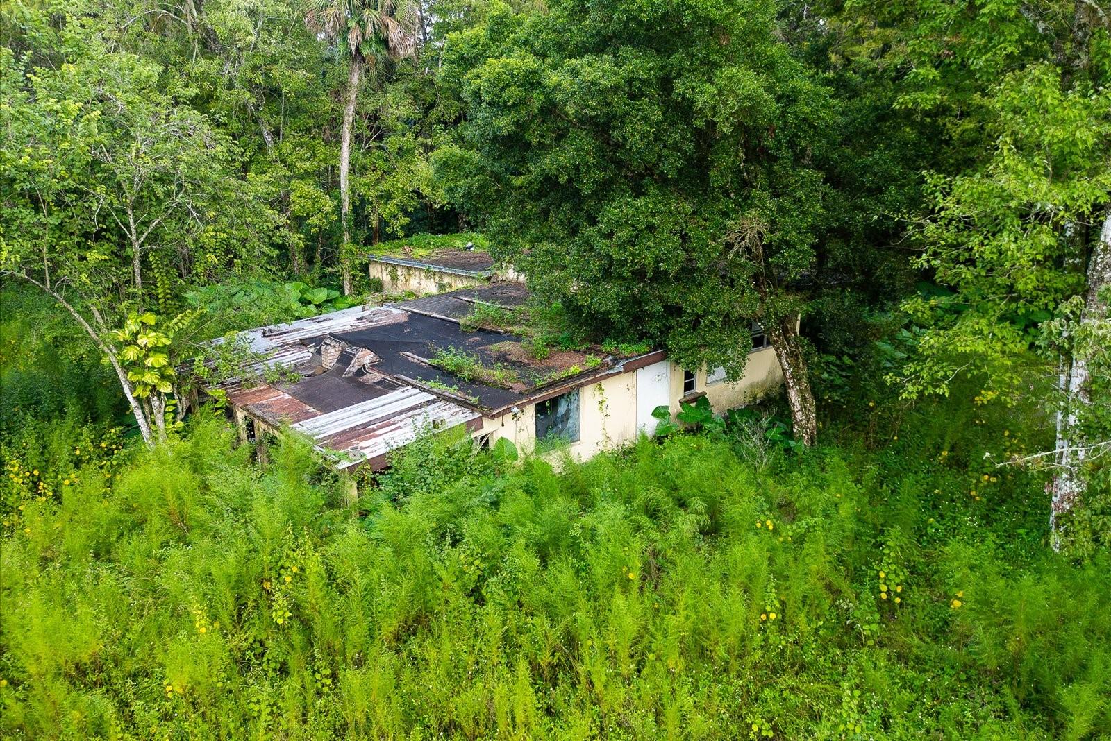 LAKE MONTAZA ESTATES SEC FOUR - Residential