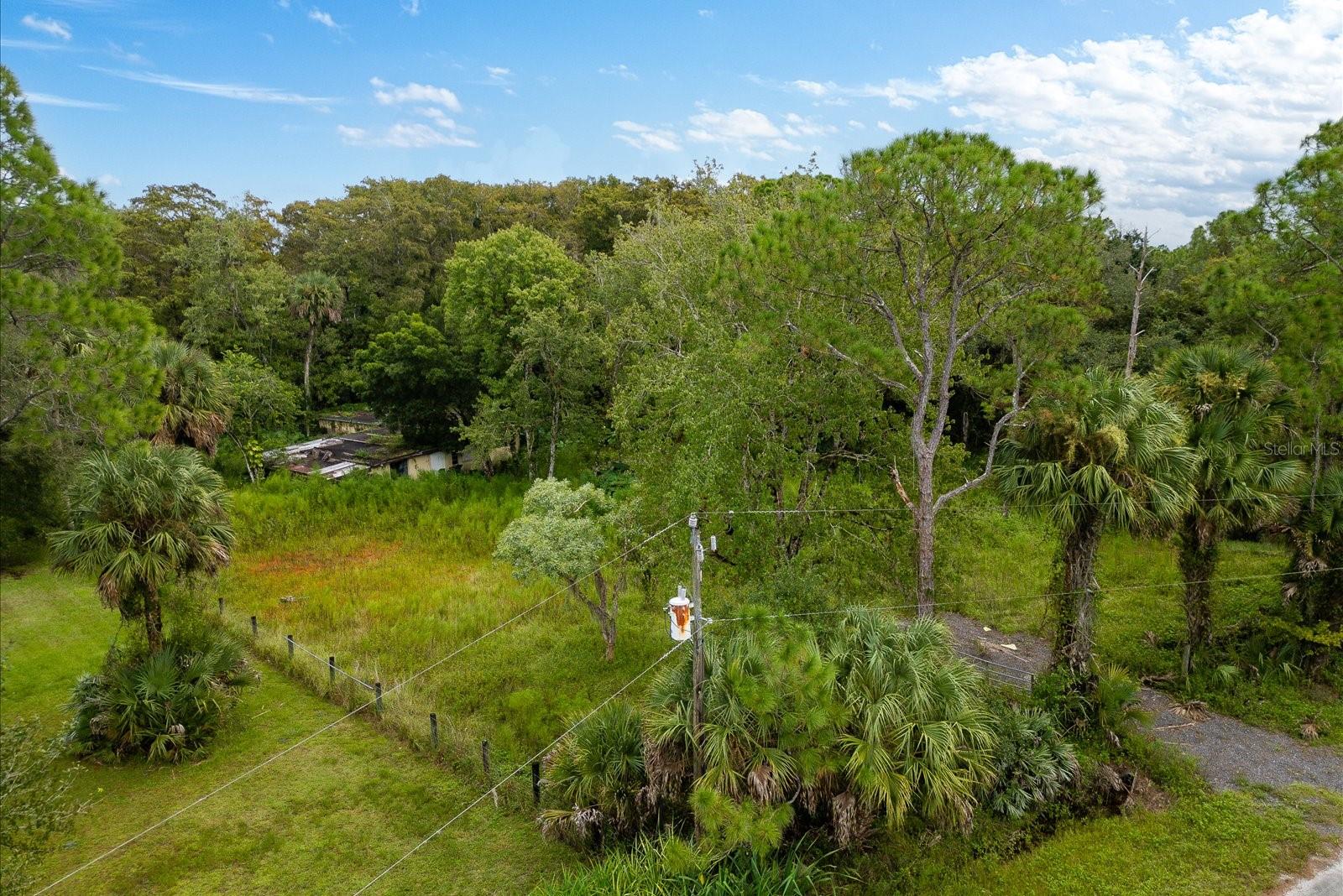 LAKE MONTAZA ESTATES SEC FOUR - Residential