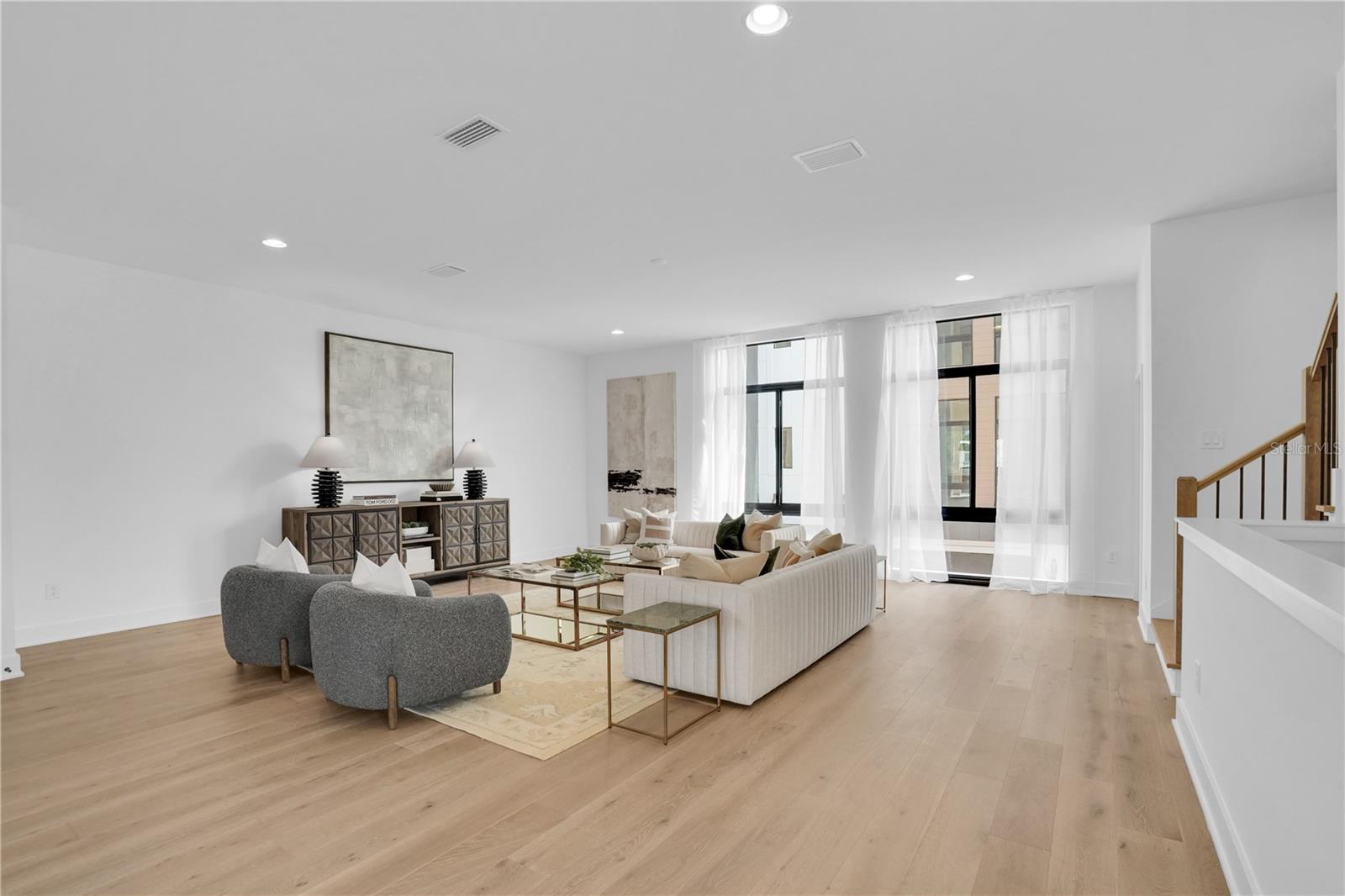 THE HARPER AND THE SAMSON - Residential