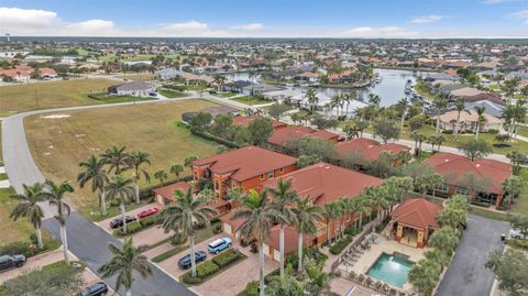 A home in PUNTA GORDA