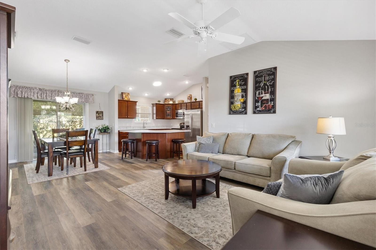 1174 WESTMORELAND LOOP