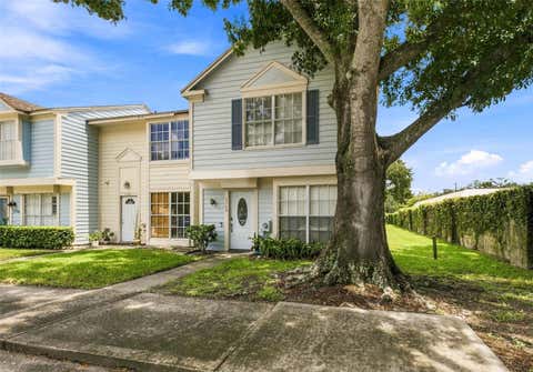 Photo of 1760 Mill Run Circle, Tampa, FL 33613 (MLS # TB8536303)