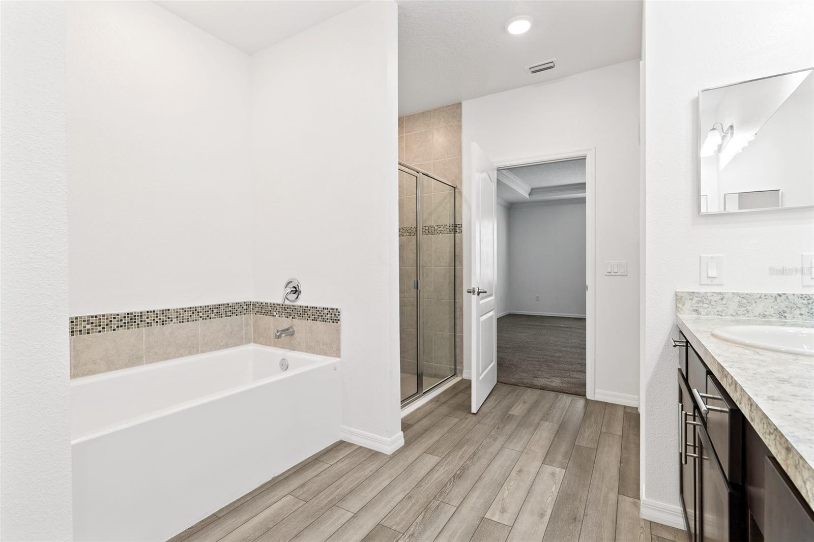 OAK PARK PH 1 PB 36 PG 78 - Residential