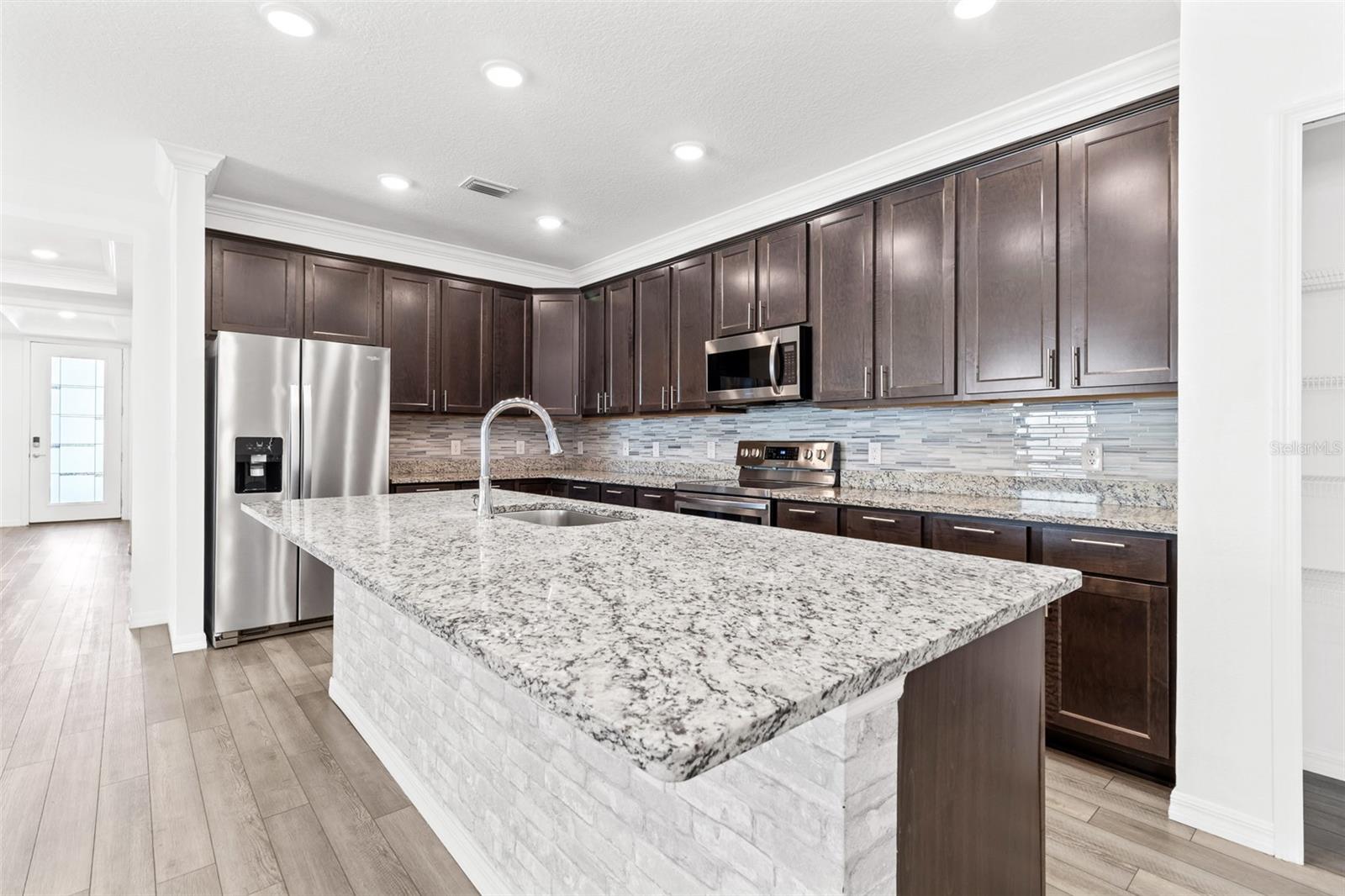 OAK PARK PH 1 PB 36 PG 78 - Residential