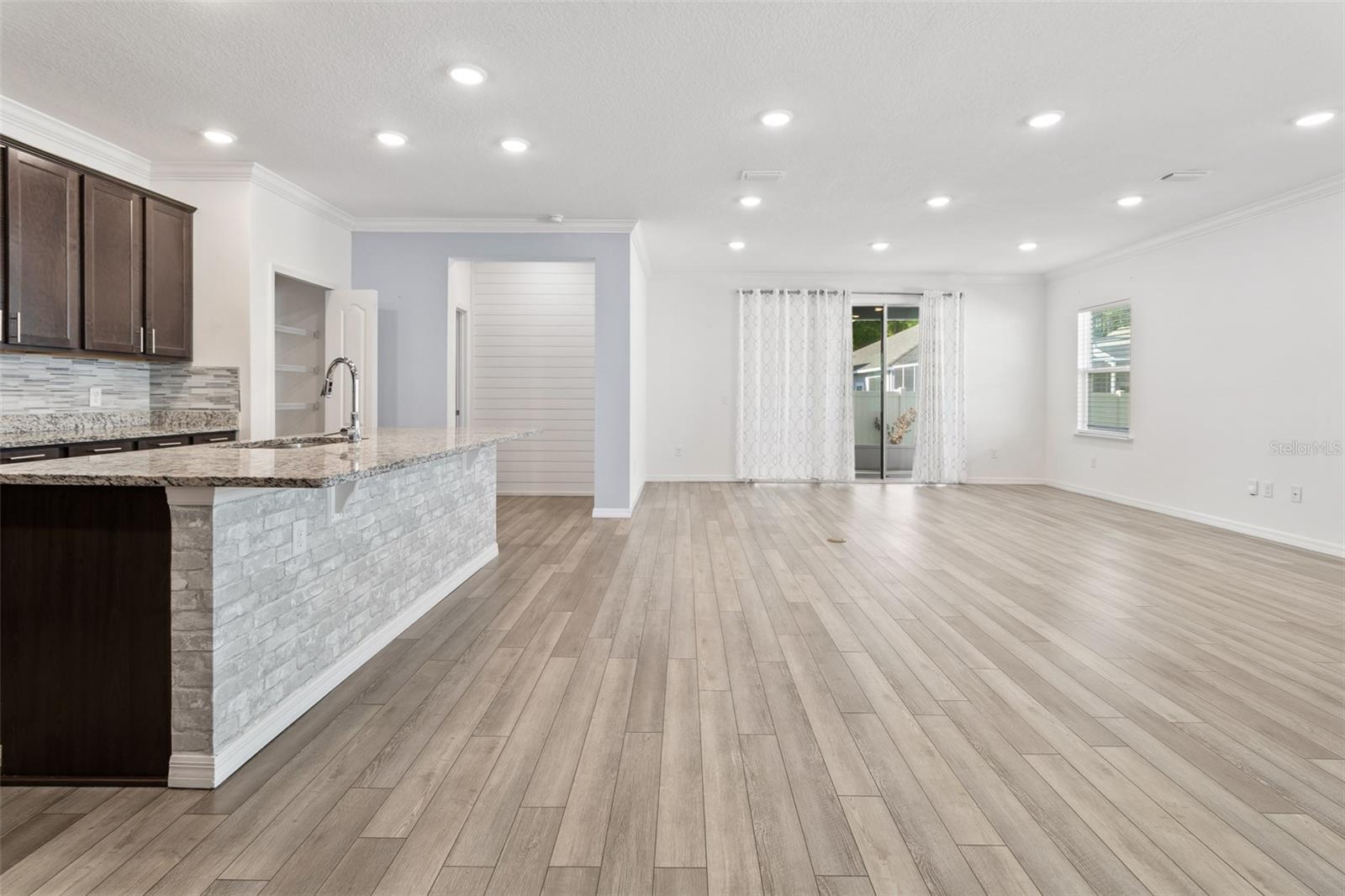 OAK PARK PH 1 PB 36 PG 78 - Residential