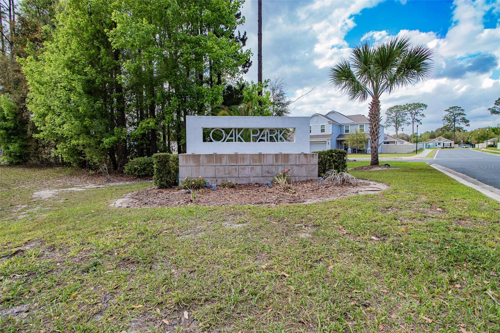 OAK PARK PH 1 PB 36 PG 78 - Residential