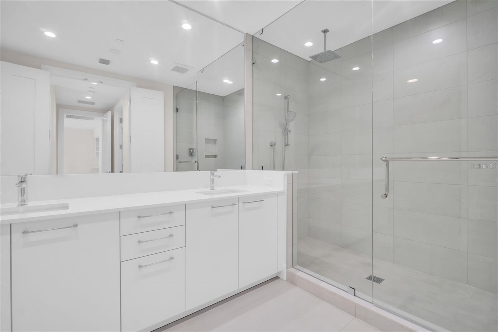 ART HOUSE CONDOMINIUM UNIT 1104 - Residential