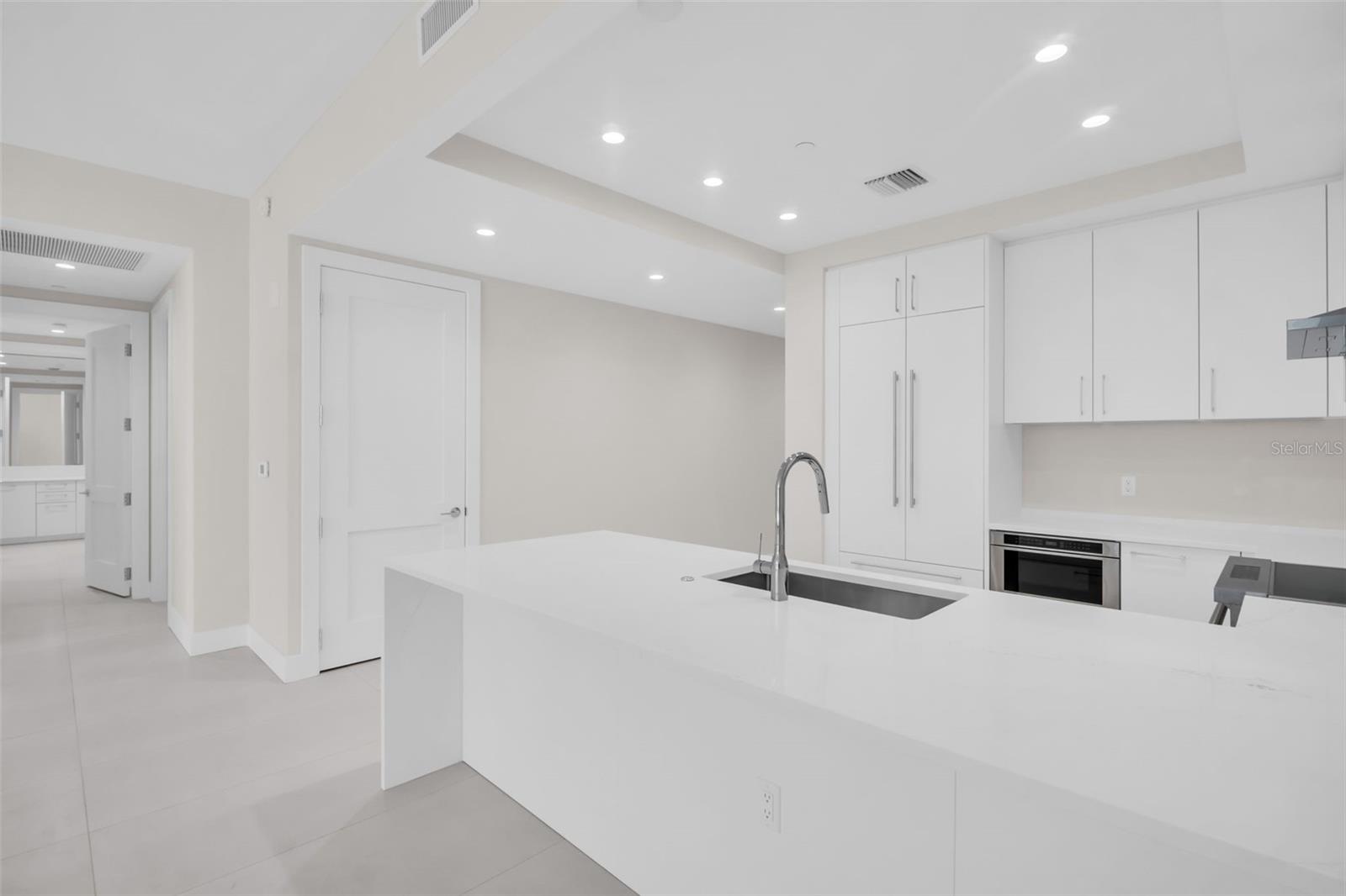 ART HOUSE CONDOMINIUM UNIT 1104 - Residential