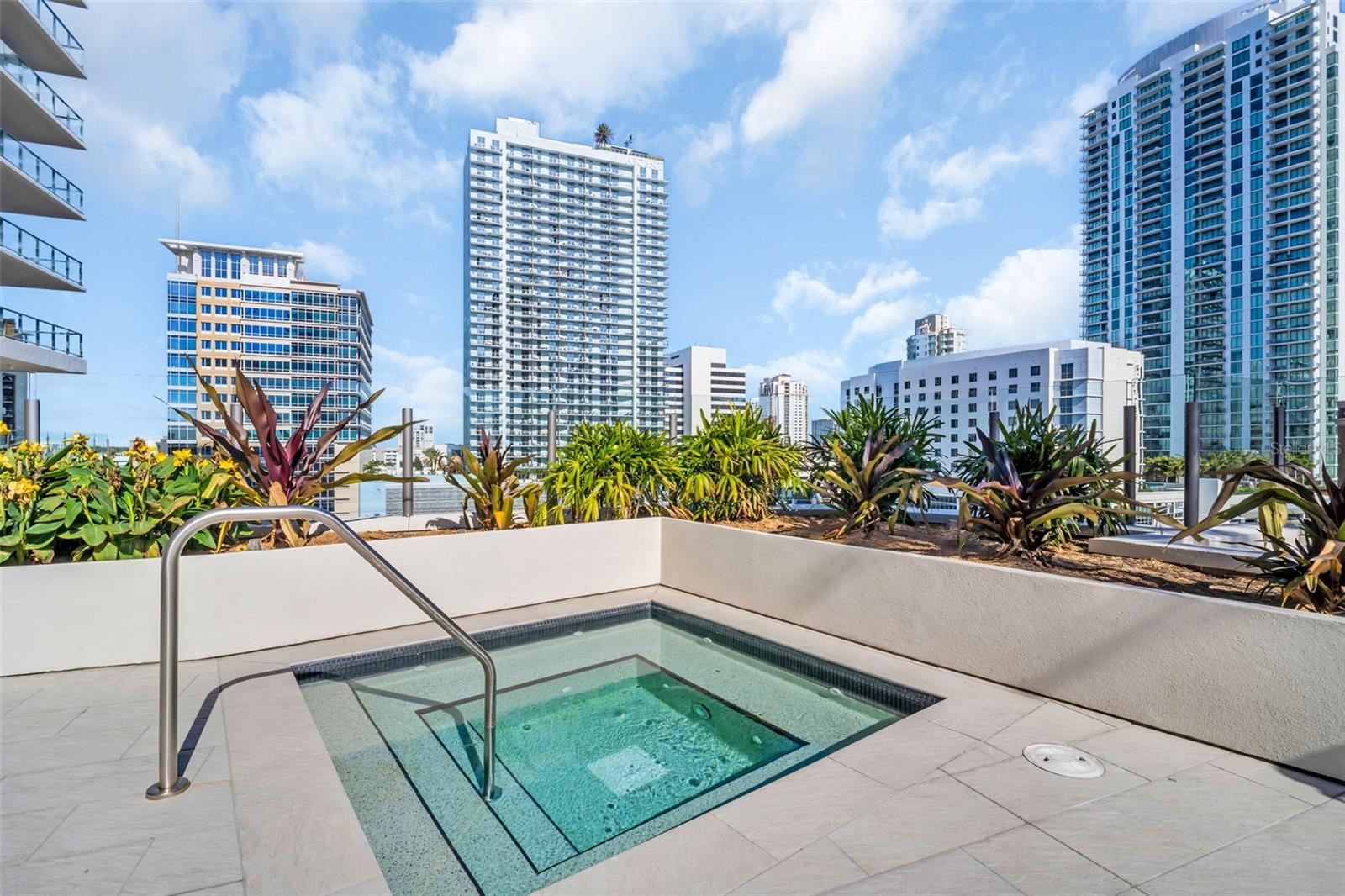 ART HOUSE CONDOMINIUM UNIT 1104 - Residential