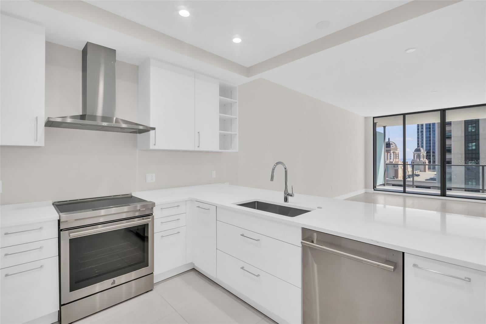 ART HOUSE CONDOMINIUM UNIT 1104 - Residential