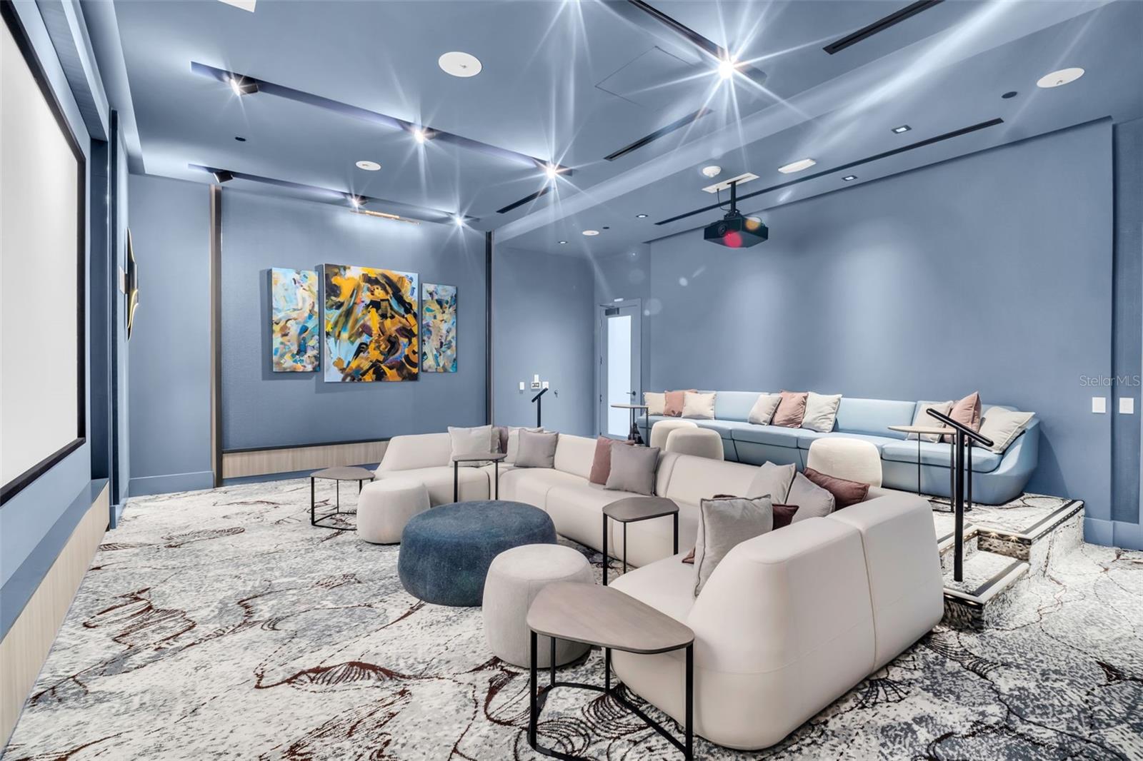 ART HOUSE CONDOMINIUM UNIT 1104 - Residential