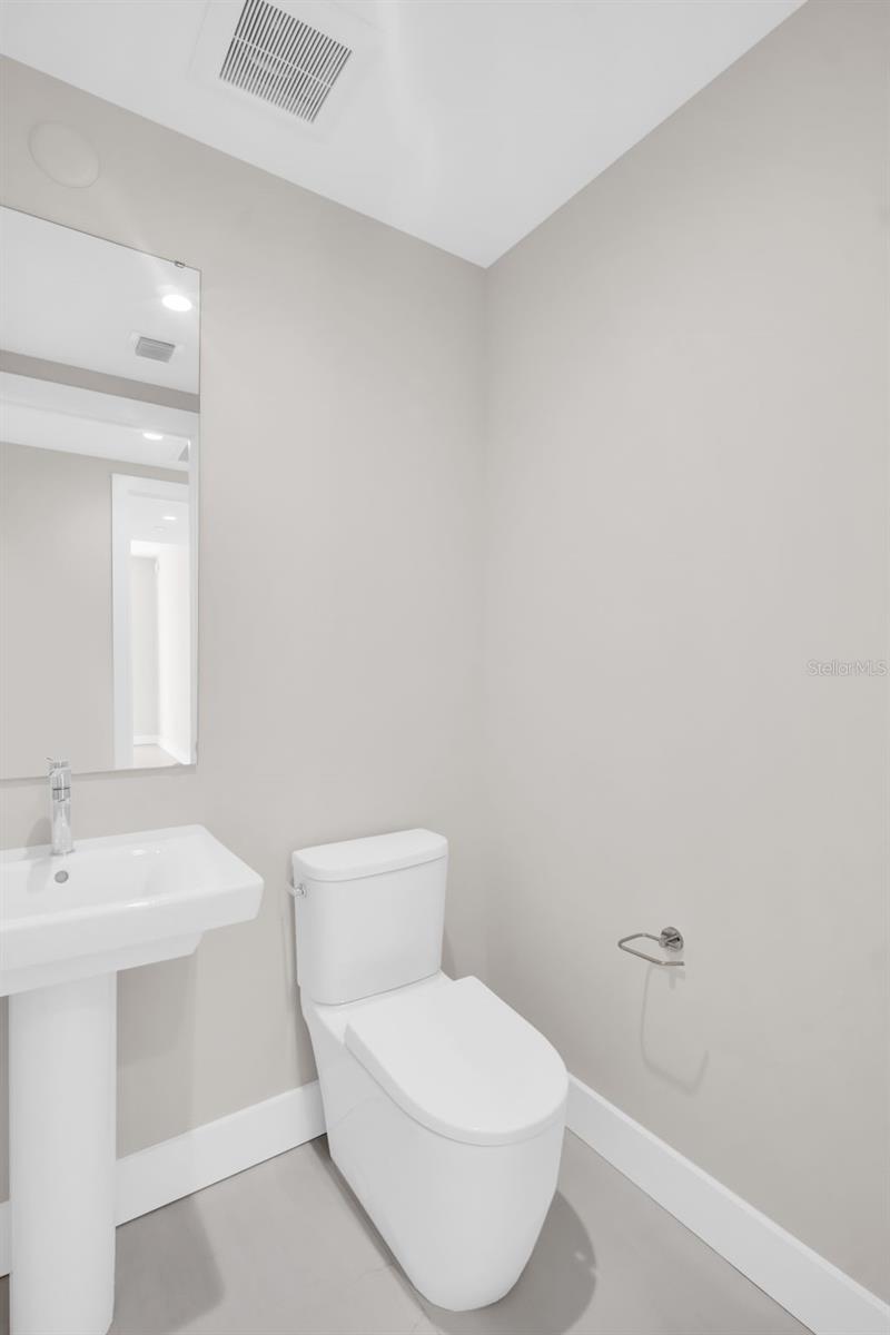 ART HOUSE CONDOMINIUM UNIT 1104 - Residential