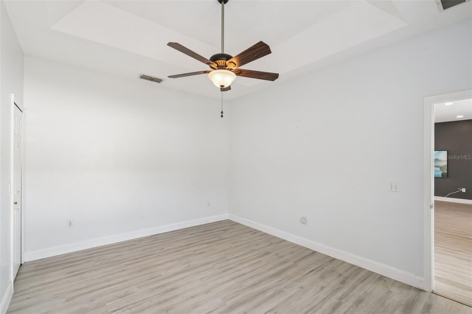 PEBBLE POINTE UNIT 3B - Residential