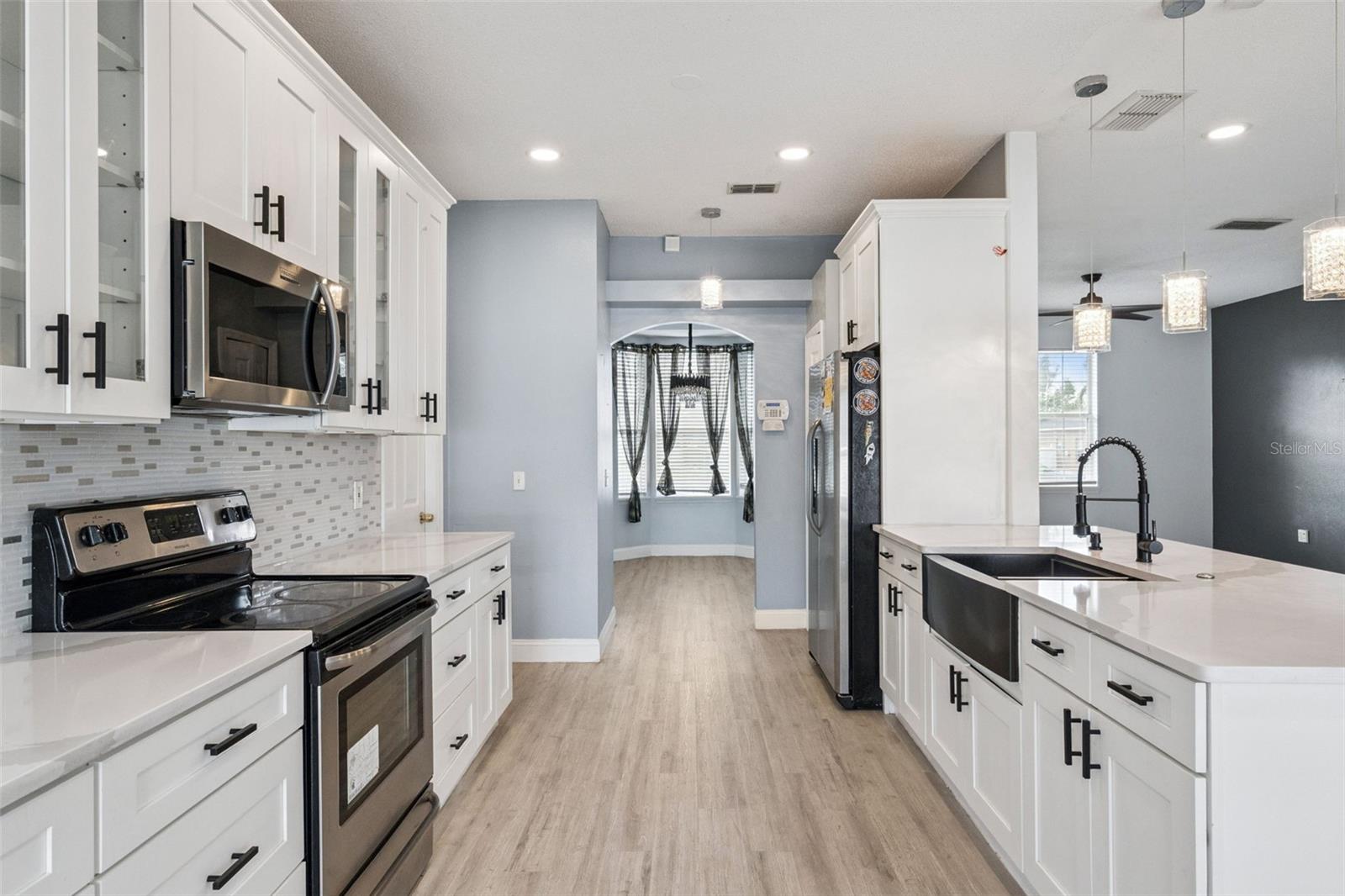 PEBBLE POINTE UNIT 3B - Residential