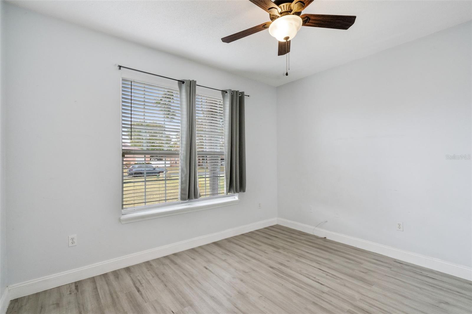 PEBBLE POINTE UNIT 3B - Residential