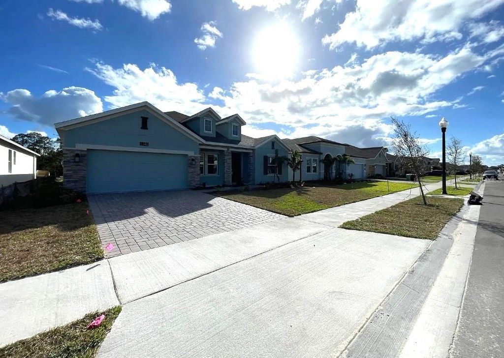 Photo of 6342 Lakepine Street, Saint Cloud, FL 34771 (MLS # O6346090)