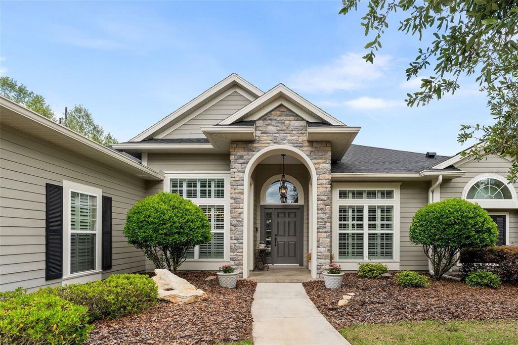 Photo of 2611 NW 138th Terrace, Gainesville, FL 32606 (MLS # GC539776)